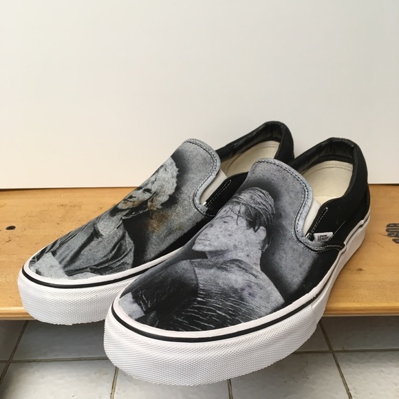 point break store vans